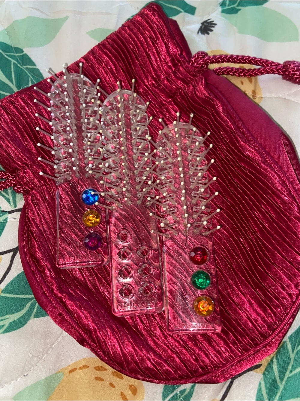 VTG CRICKET BRUSHES & VS POUCH Clear Gem Vent Set + Victoria Secret Satin Bag